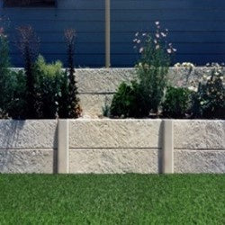 DALE STONE RETAINING PANEL 1.5x0.3 LIMESTONE FINISH40